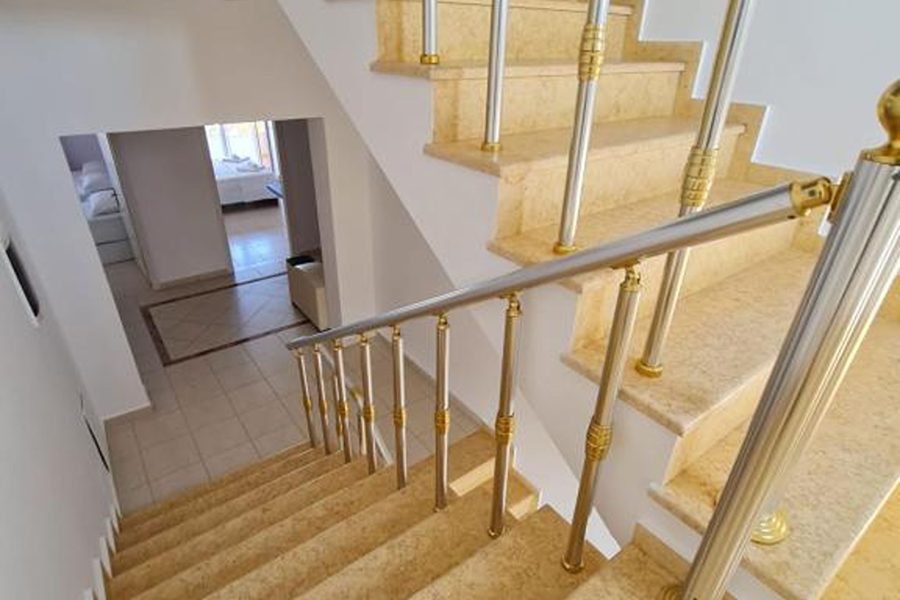 Napoli - Ksamil - Hotel Alex