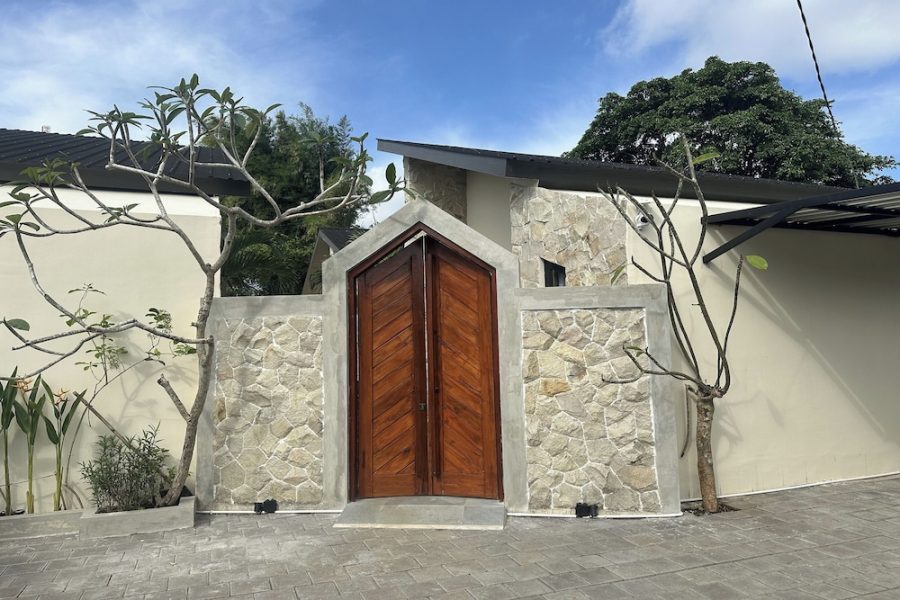 Bologna - Uluwatu - Nawan Nusa Dua Bali