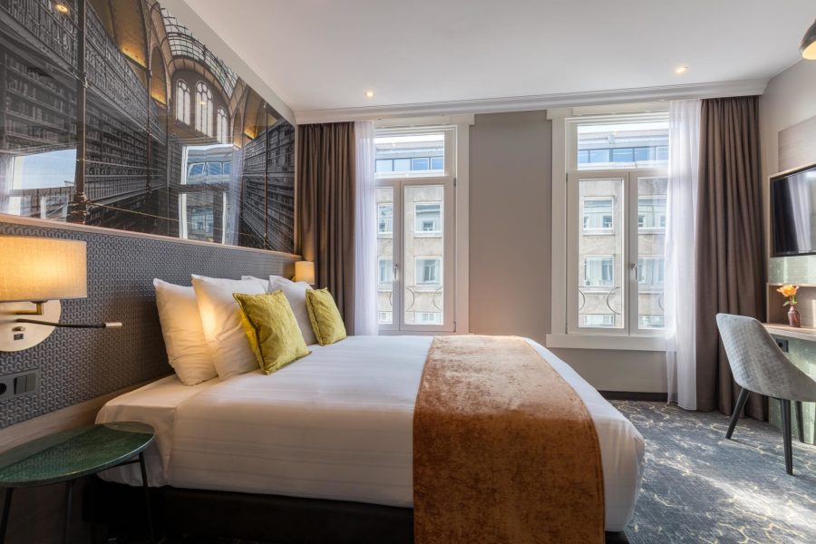 Brindisi - Amsterdam - Leonardo Hotel Amsterdam Museum Quarter