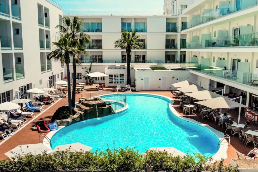 Brindisi - Cala Ratjada - Hotel Capricho