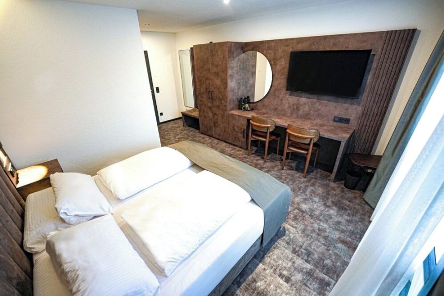 Catania - Memmingen - JG Hotel & Restaurant Antoniergasse