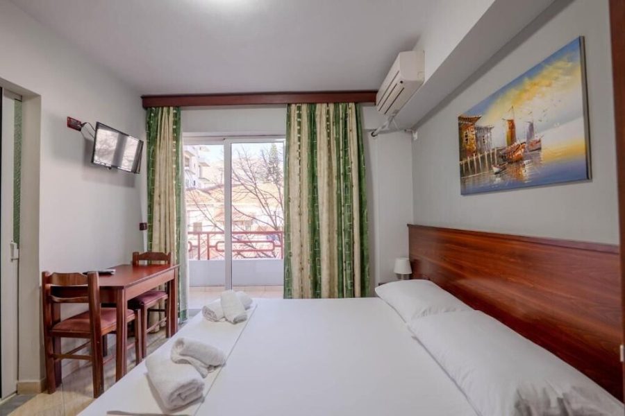 Pisa - Sarandë - Hotel Venera