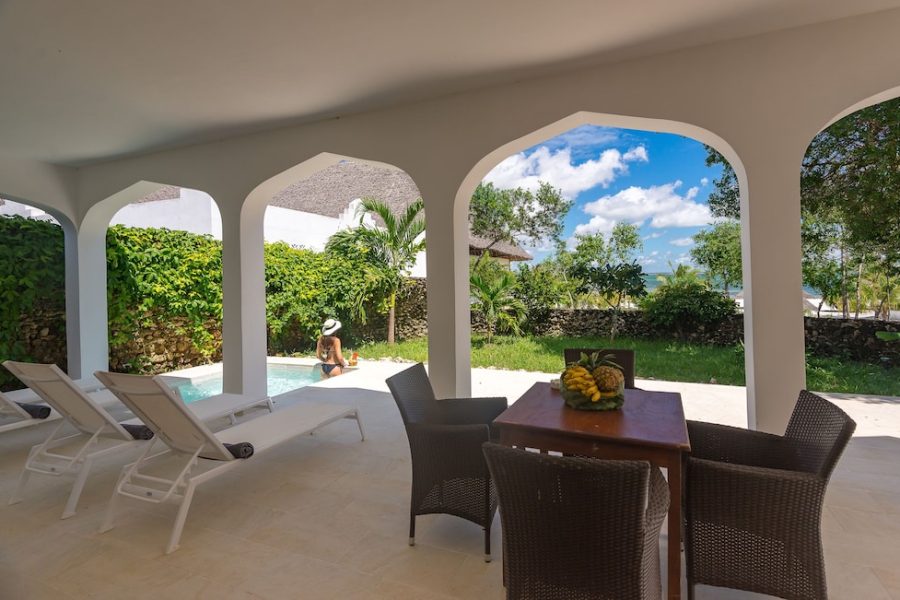 Firenze - Michamvi - Konokono Beach Resort and Isaraya Luxury Overwater Villas