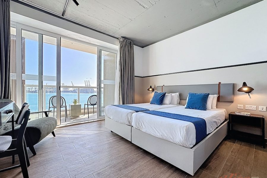 Pisa - La Valletta - South 32 Hotel by Zzzing