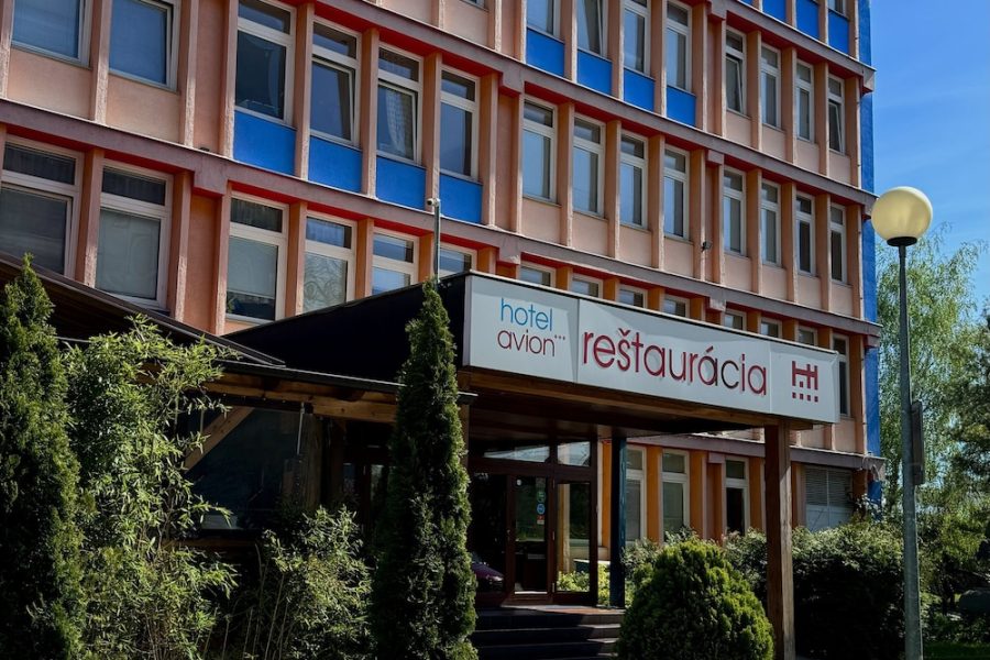 Milano - Bratislava - Hotel Avion