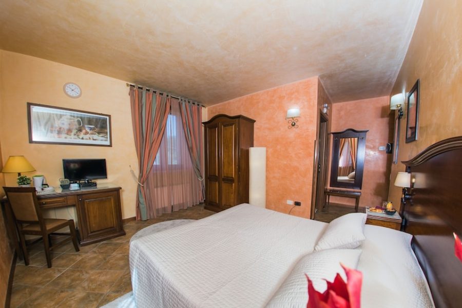 Milano - Piazza Armerina - Hotel Al Ritrovo