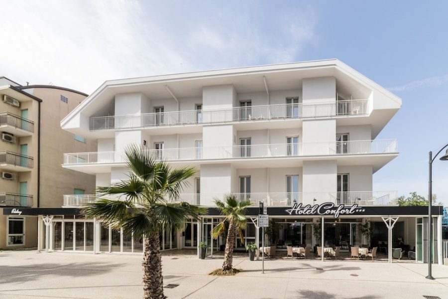 Milano - Riccione - Hotel Confort
