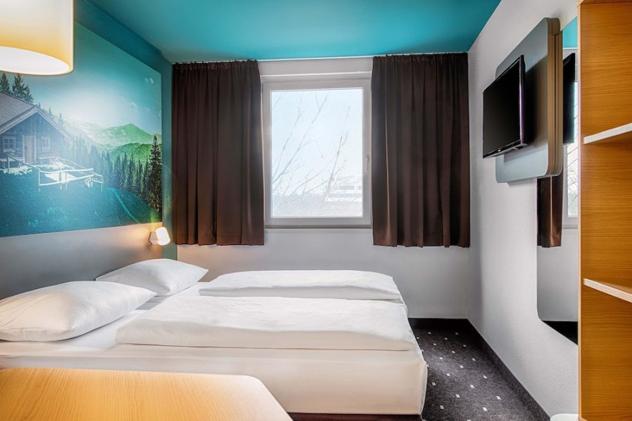 Napoli - Feldkirchen - B&B Hotel München-Putzbrunn