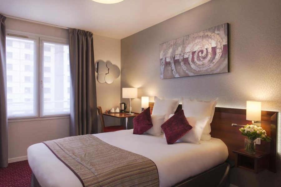 Napoli - Parigi - Hotel Izzy