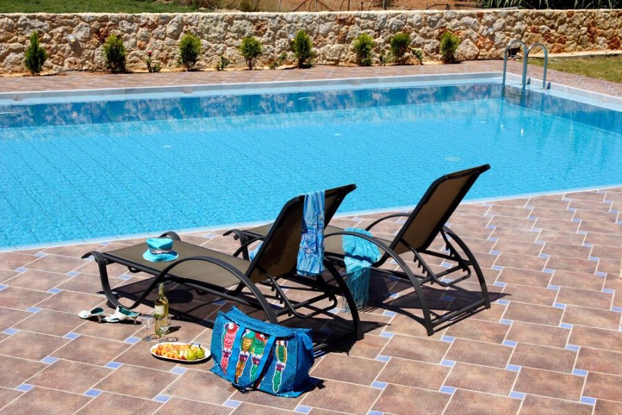 Bari - Platanias (Crete) - Theros Hotel