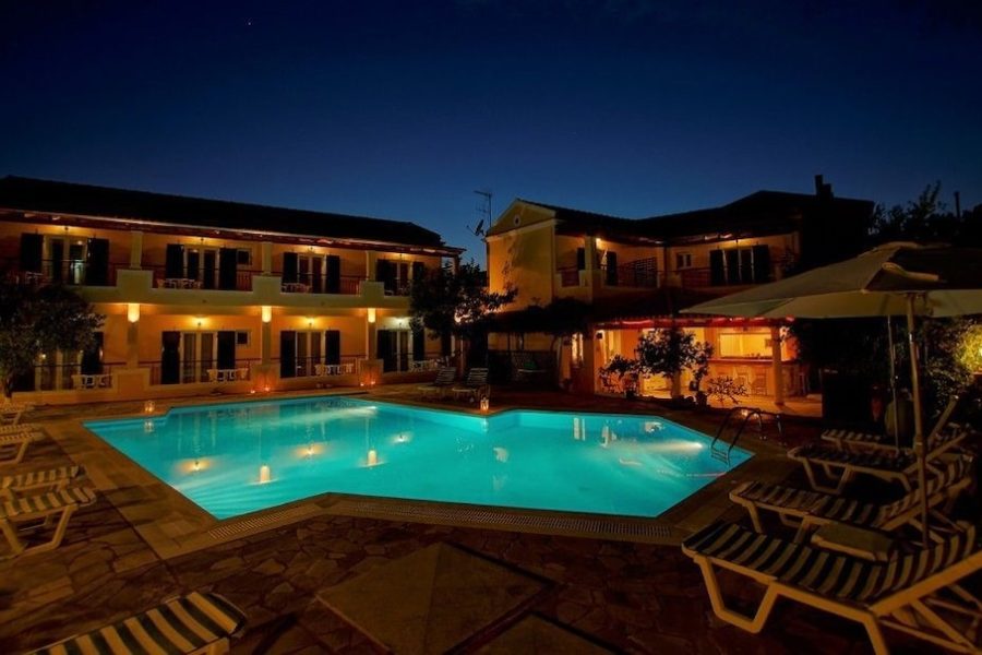 Pisa - Kavos - Toni s Guesthouse