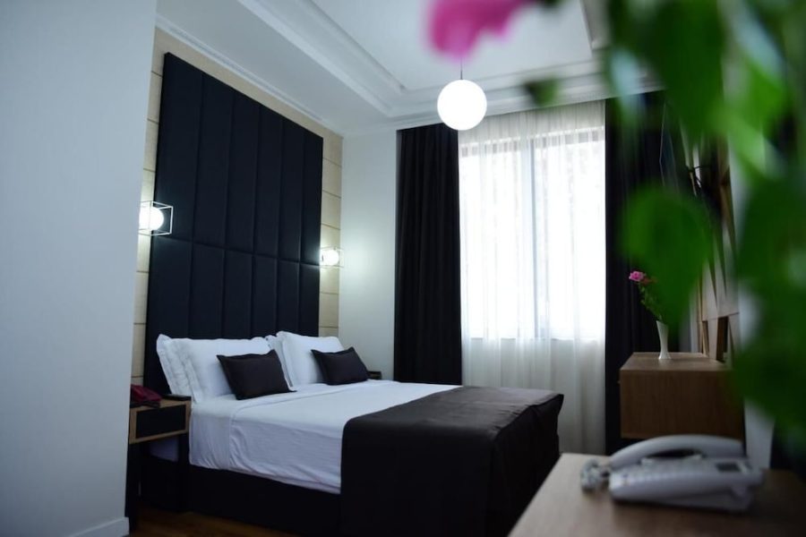 Pisa - Tirana - Hotel Comfort City Center