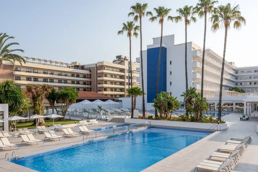 HOTEL GLOBALES PIONERO SANTA PONSA