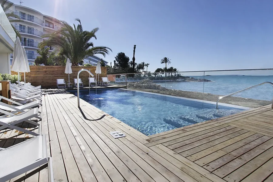 HOTEL BG NAUTICO EBESO