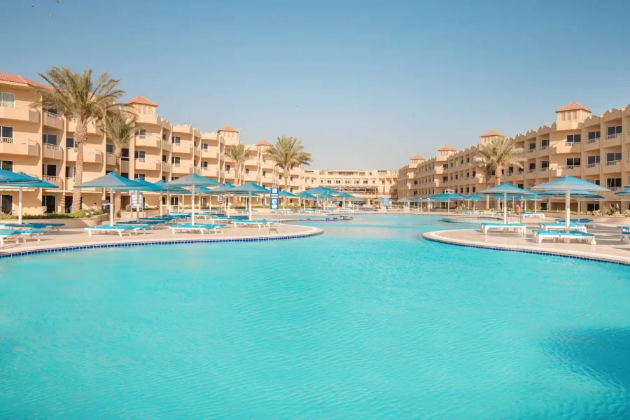 AMWAJ BEACH   AQUA PARK