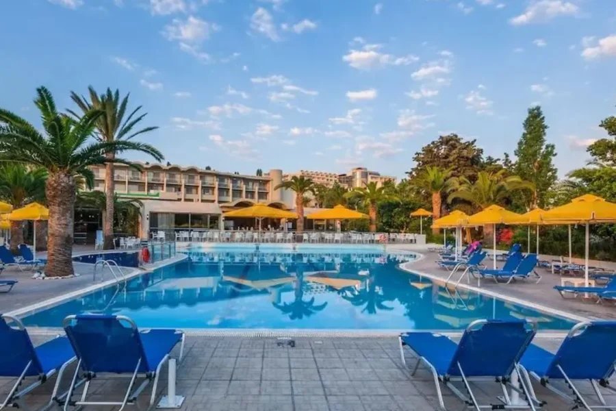 KIPRIOTIS HIPPOCRATES 4* 4 Stelle
