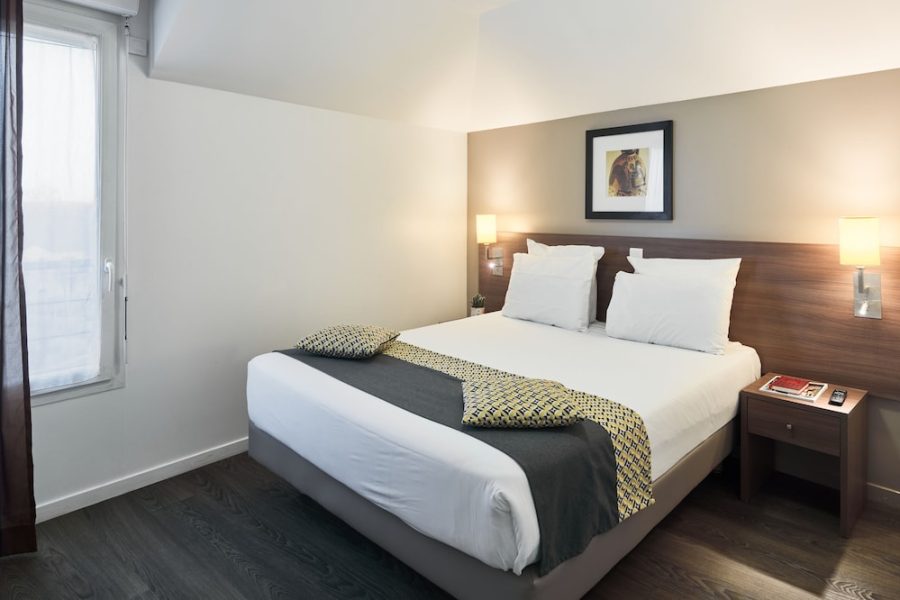 Verona - Paris Charles de Gaulle - Zenitude Hôtel Résidences Roissy Village