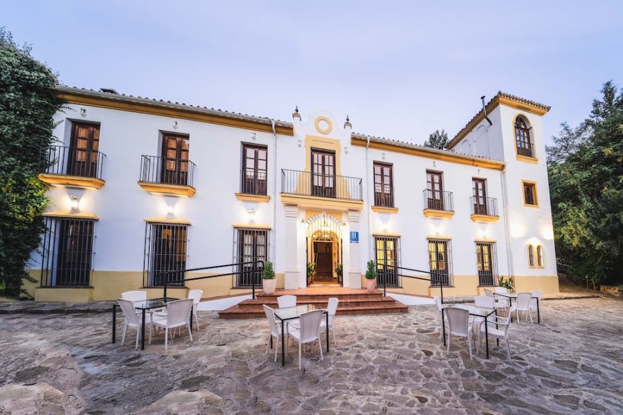 Bari - Malaga - Hotel Humaina