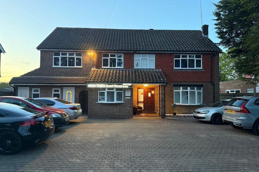 Verona - Gatwick - High Trees Guest House Gatwick