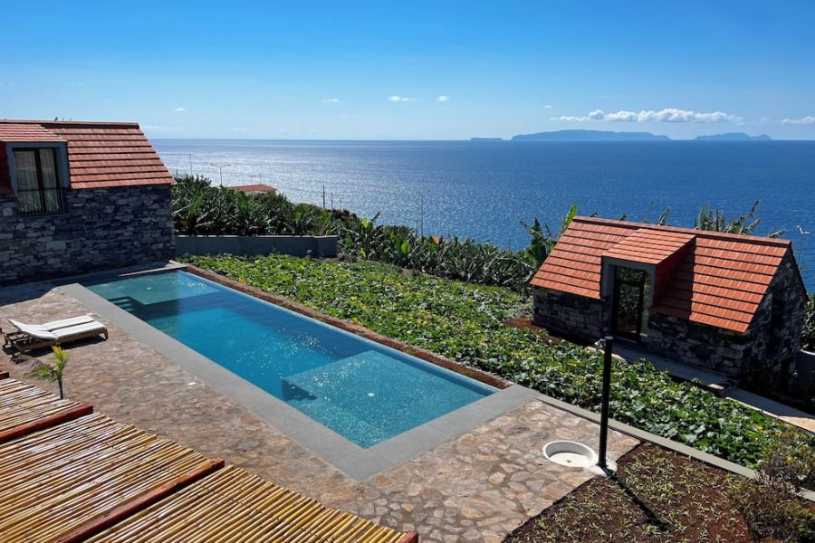 Bologna - Santa Cruz - CASAS DO LARANJO- Cottages & Infinity Pool by brugrani