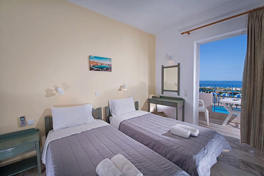 Catania - Hersonissos - Adonis Studios