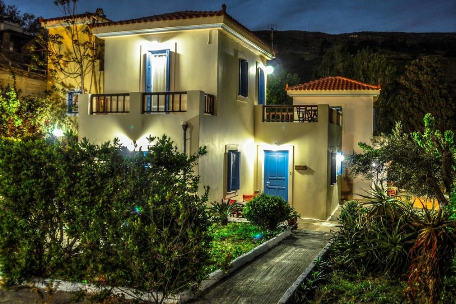Milano - Andros - Mainades Maisonettes & Studios - Andros Serene Escape