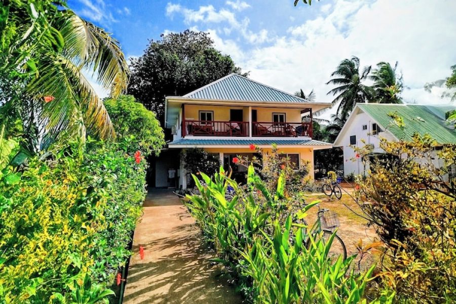 Milano - Isola di La Digue - Lucy's guesthouse