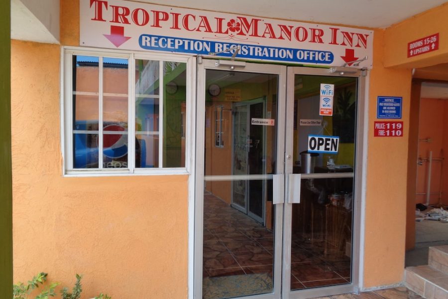 Napoli - Kingston - Tropical Manor Inn