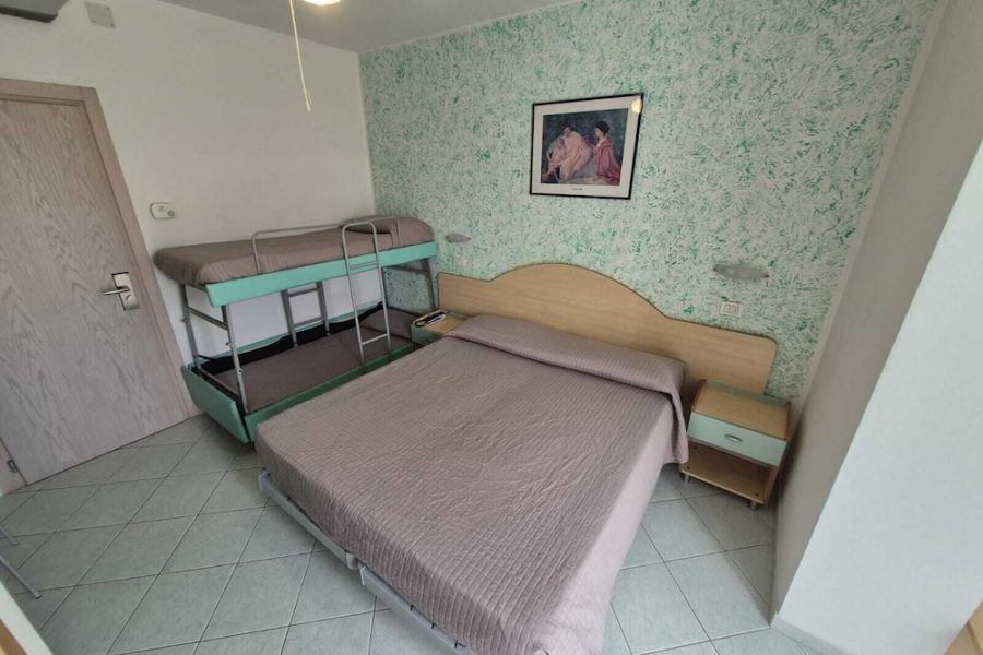 Milano - Riccione - Hotel Romagna
