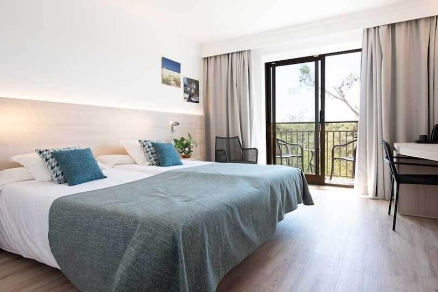 Milano - Santanyi - Hotel Playa Mondrago