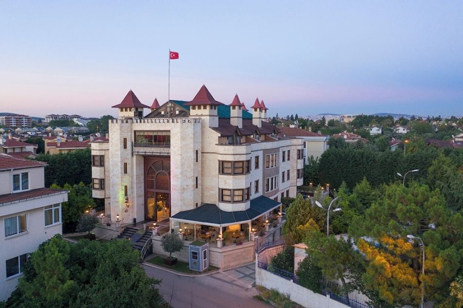 Milano - Tuzla - Chatto Hotel