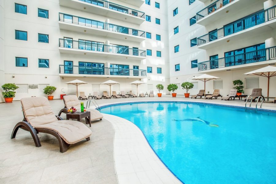 Napoli - Dubai - Golden Sands Suites