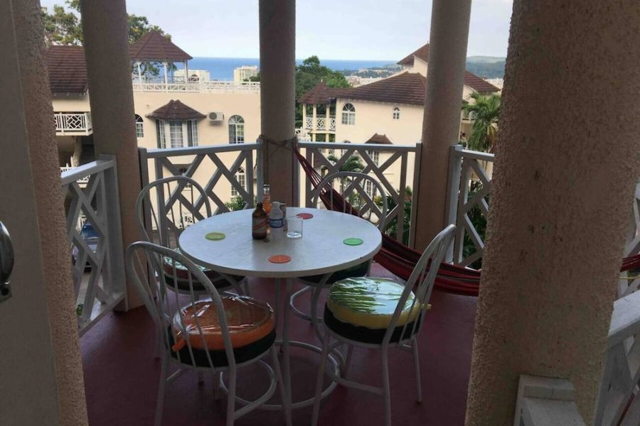 Roma - Ocho Rios - 1 Bed Villa - Sleeps 2 - Garden - Parking - Wifi
