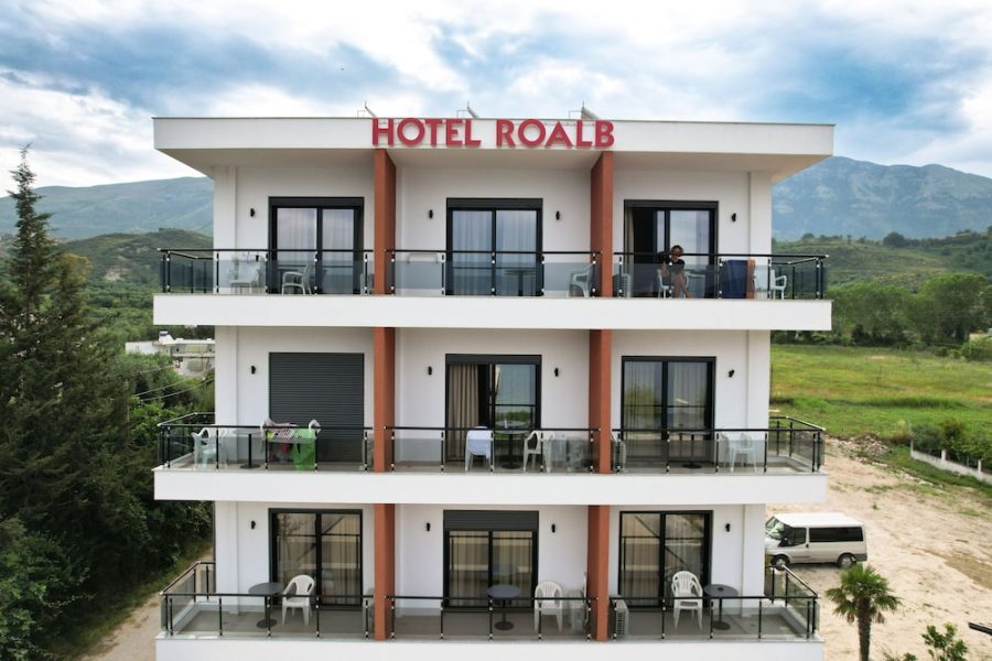 Pisa - Orikum - Hotel Roalb