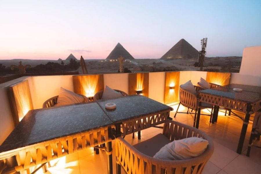Palermo - Il Cairo - Pyramids On The Spot View