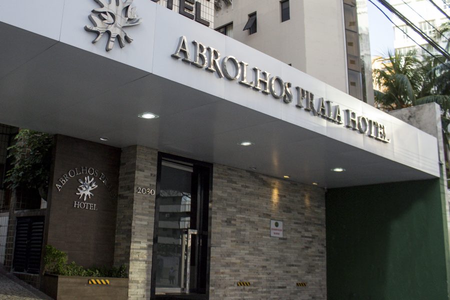 Roma - Fortaleza - Abrolhos Praia Hotel