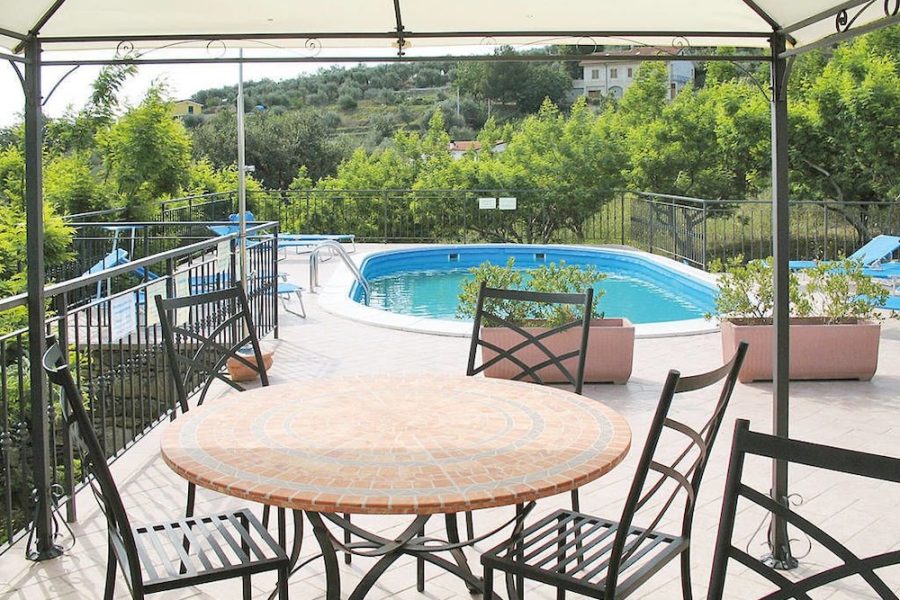 Bari - Imperia - Agriturismo Le Mimose