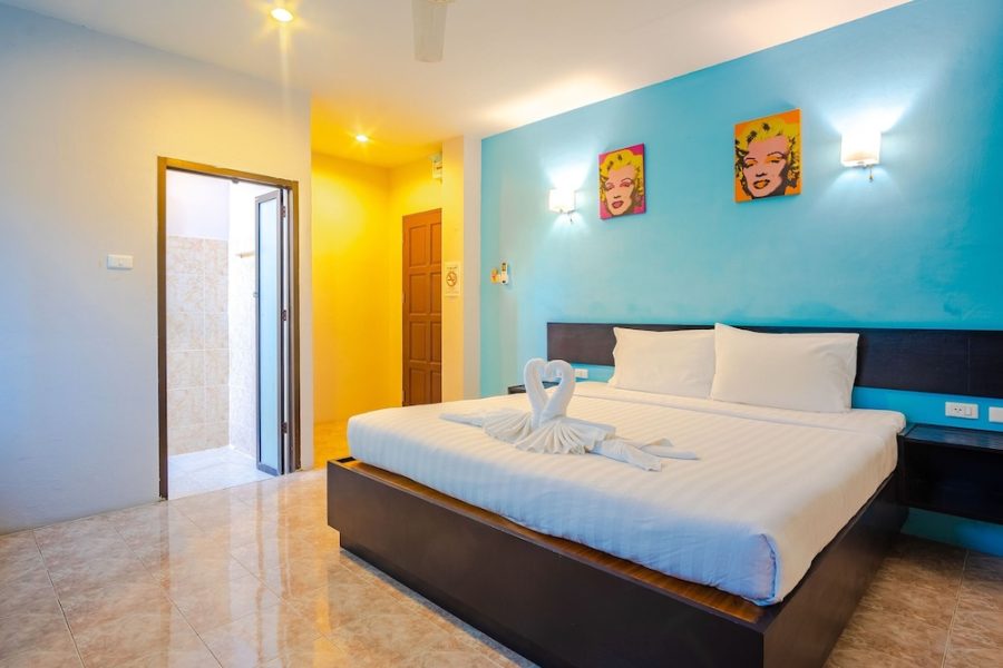 Roma - Kamala Beach - Tyler Banpon