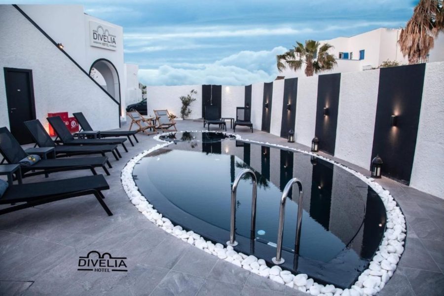 Roma - Órmos Athiniós - Divelia Hotel
