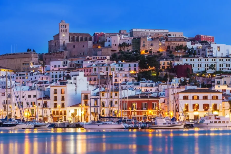 CAMERE E APPARTAMENTI DALT VILA