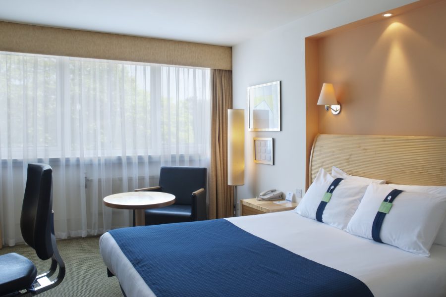 Torino - Gatwick - Holiday Inn LONDON - GATWICK AIRPORT by IHG