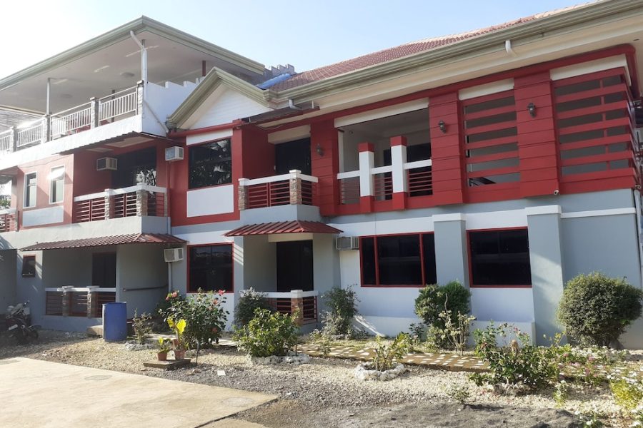 Roma - Panglao - Catalinas inn