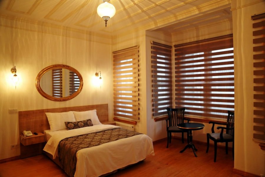 Bologna - Istanbul - Belizia Hotel