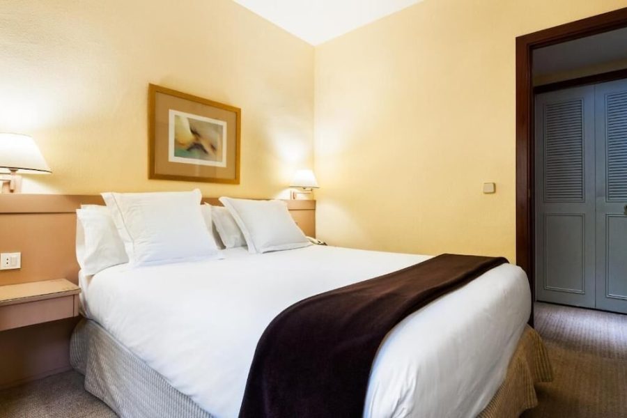 Bologna - Madrid - Espahotel Plaza Basílica