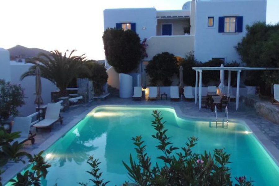 Bologna - Paros - Hotel Manos