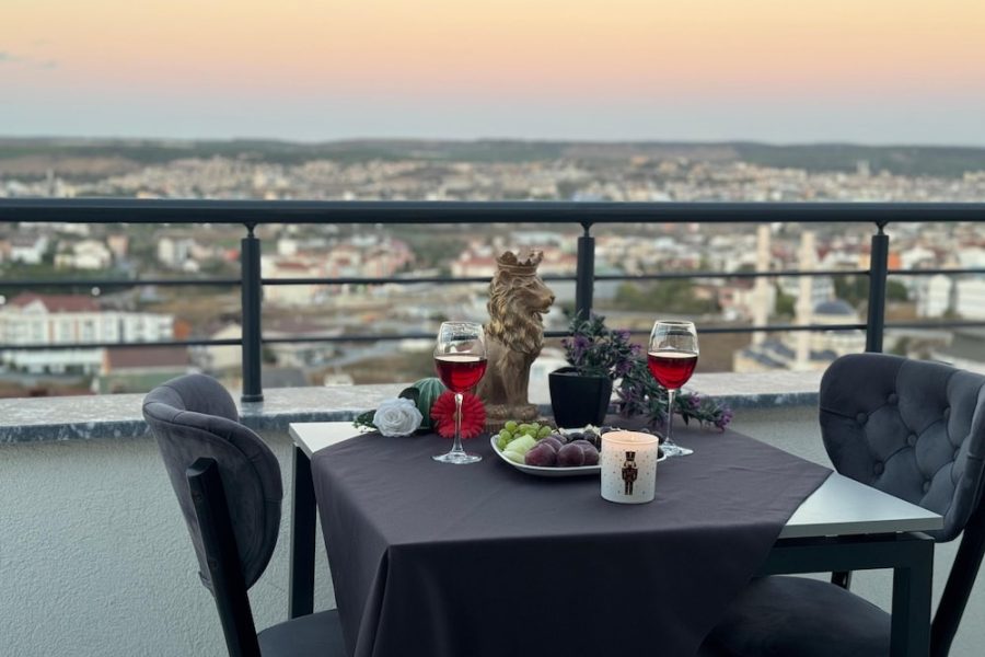 Brindisi - Istanbul - BZN Airport Hotel