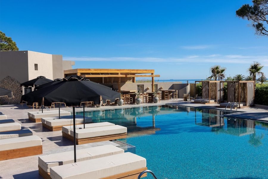Brindisi - Rethymno - Eliros Mare Beachfront Poem Hotel
