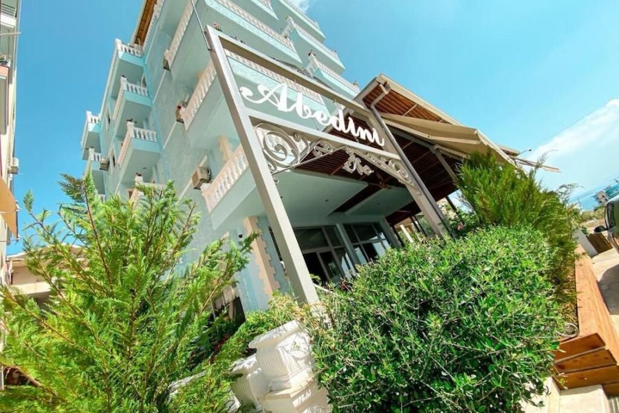 Genova - Sarandë - Hotel Abedini