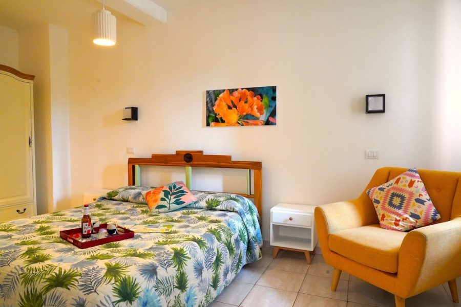 Milano - Alghero - Flowery Inn Villa
