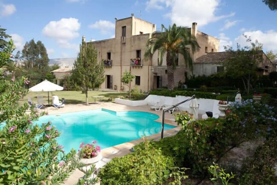 Bari - Custonaci - Agriturismo Baglio Fontana